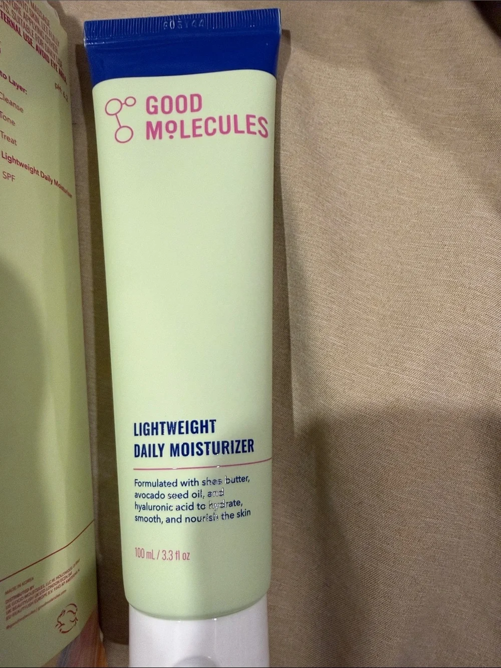 Good Molecules Lightweight Daily Moisturizer